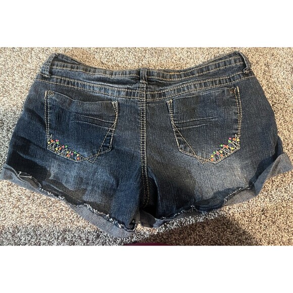 Rue 21 Shorts With Bright Colored Spots Size 13/14 - Picture 4 of 4